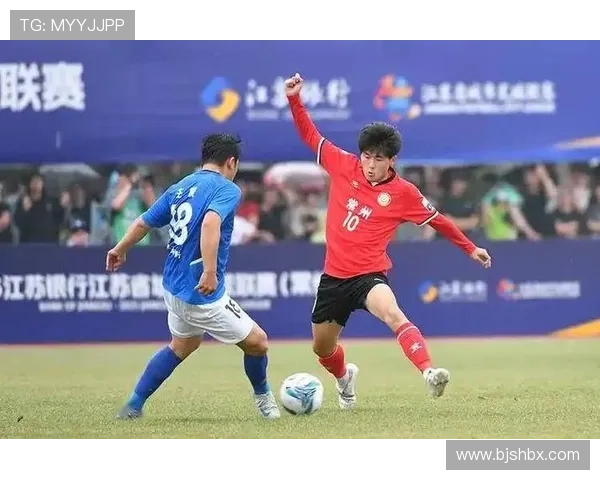 庆祝苏超首胜 常州队全员获福利感谢球员教练辛勤付出 庆祝苏超首胜 常州队全员获福利感谢球员教练辛勤付出